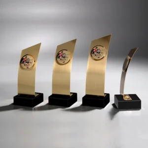 Metall Trophäe Two Budget Award